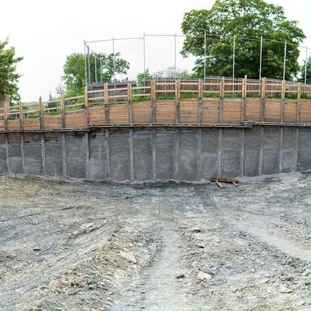 Trägerverbau mit Spritzbetonausfachung und Rückverankerung in Weimar